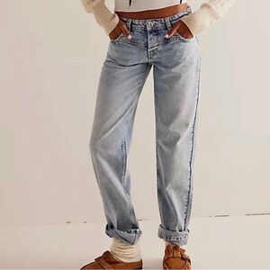 Free People We The Free Shelby Boyfriend Jean, Light Wash | Size 27
